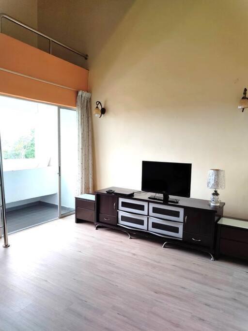 Apartment Silverpart C3-6-1 Forest View High Floor No Lift Fraser Hill